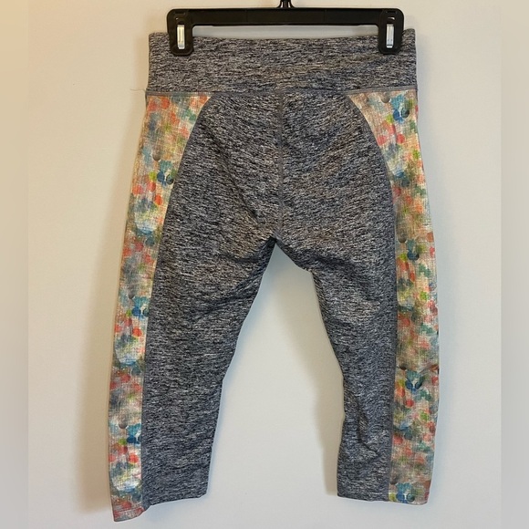 Lularoe Jade Athletic Capris - Picture 6 of 11